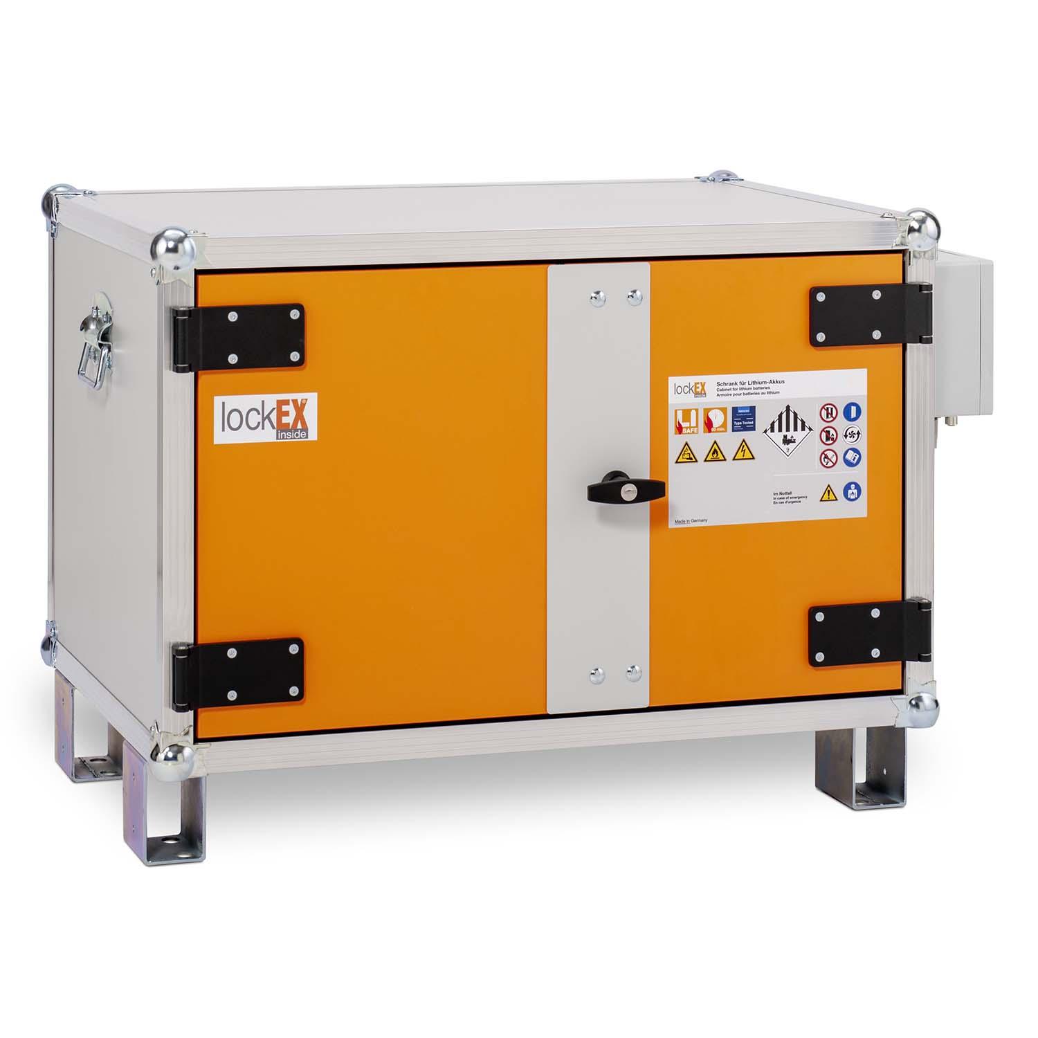 Lithium-Ionen-Akku-Ladeschrank premiumPLUS 8/5, Rauchmelder, mit Füßen, lockEX 2.0, VDMA-zertifiziert, BMA und Fernalarm