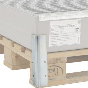 Paletten-Auffangwanne aus GFK, Volumen 150 l, Arretierungsnocken, ohne Stellebene, mit Zulassung Auffangwannen aus GFK Produktbild Befestigungswinkel für Paletten-Auffangwannen aus GFK mit 150 l Volumen, 2 Stück