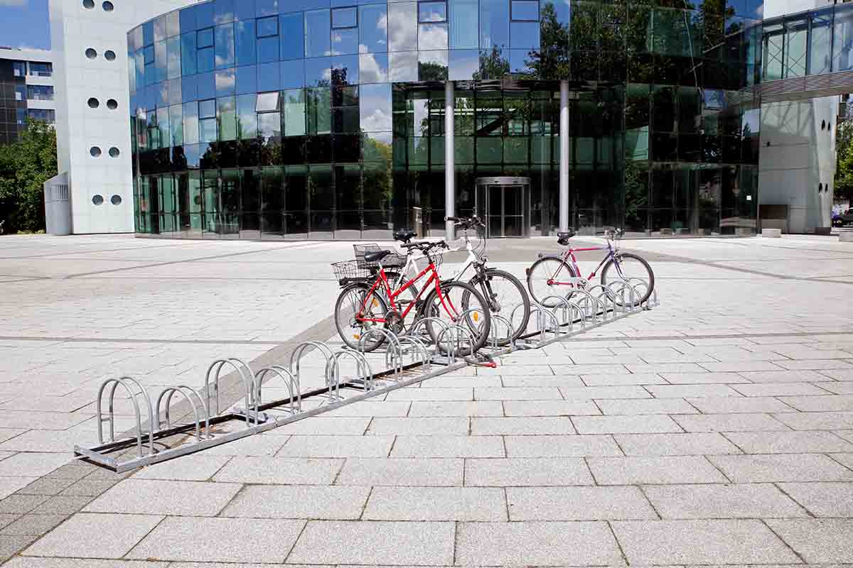 Fahrradparker Fahrrad-Reihenständer 5000 Anwendungsfoto (1)