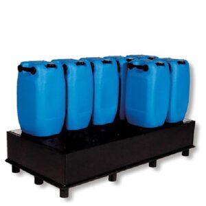 Auffangwanne aus Kunststoff (PE-HD) mit Füßen und Stellebene, Auffangvolumen 225 l, für 12 x 30 l, 10 x 60 l oder 3 x 200 l Fässer