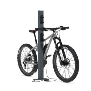 Schräghochparker, doppelseitig Fahrradständer für E-Bikes Produktbild Ladesäule für E-Bikes und Pedelecs, 4 Steckdosen IP54, H 1460 mm